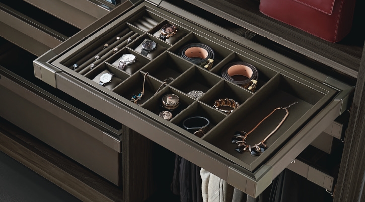 TREASURE BOX